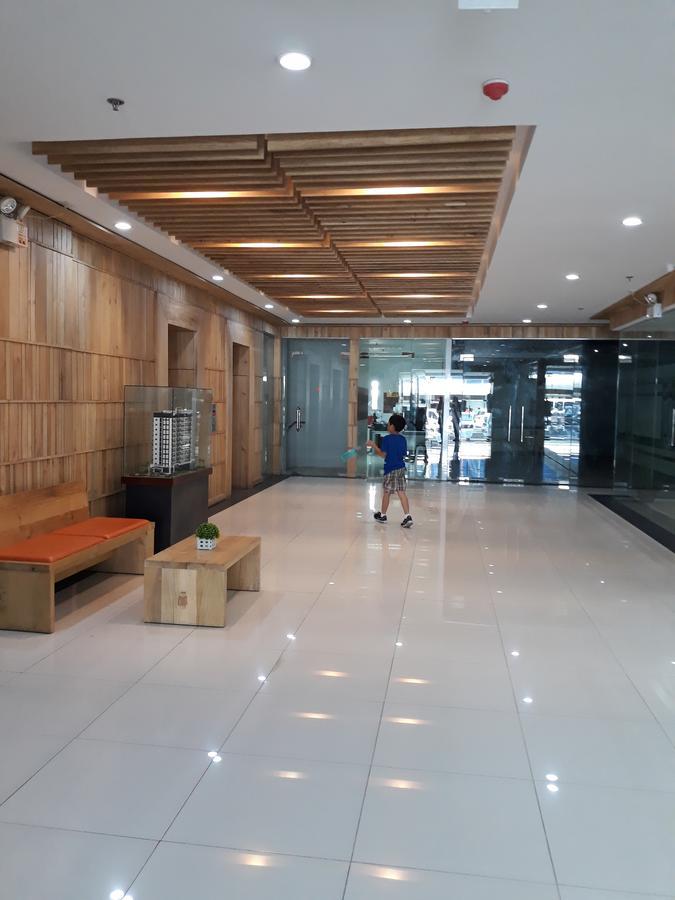 Yulz 516 At Cityscape Bacolod Buitenkant foto